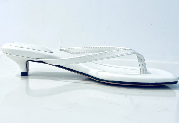 Lehoor WHITE Kitten Heels Flip-Flops Mules Thongs Square Open Toe Sandals, 8.5 - Picture 4 of 10